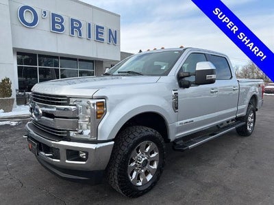 2019 Ford F-250 Super Duty 4X4 Lariat 4DR Crew Cab 8 FT. LB Pickup