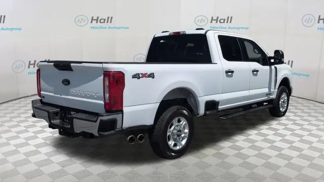 2025 Ford F-250 Super Duty XLT