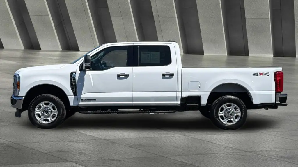 2025 Ford F-250 Super Duty XLT