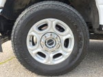 2025 F-250 Super Duty Thumbnail 14