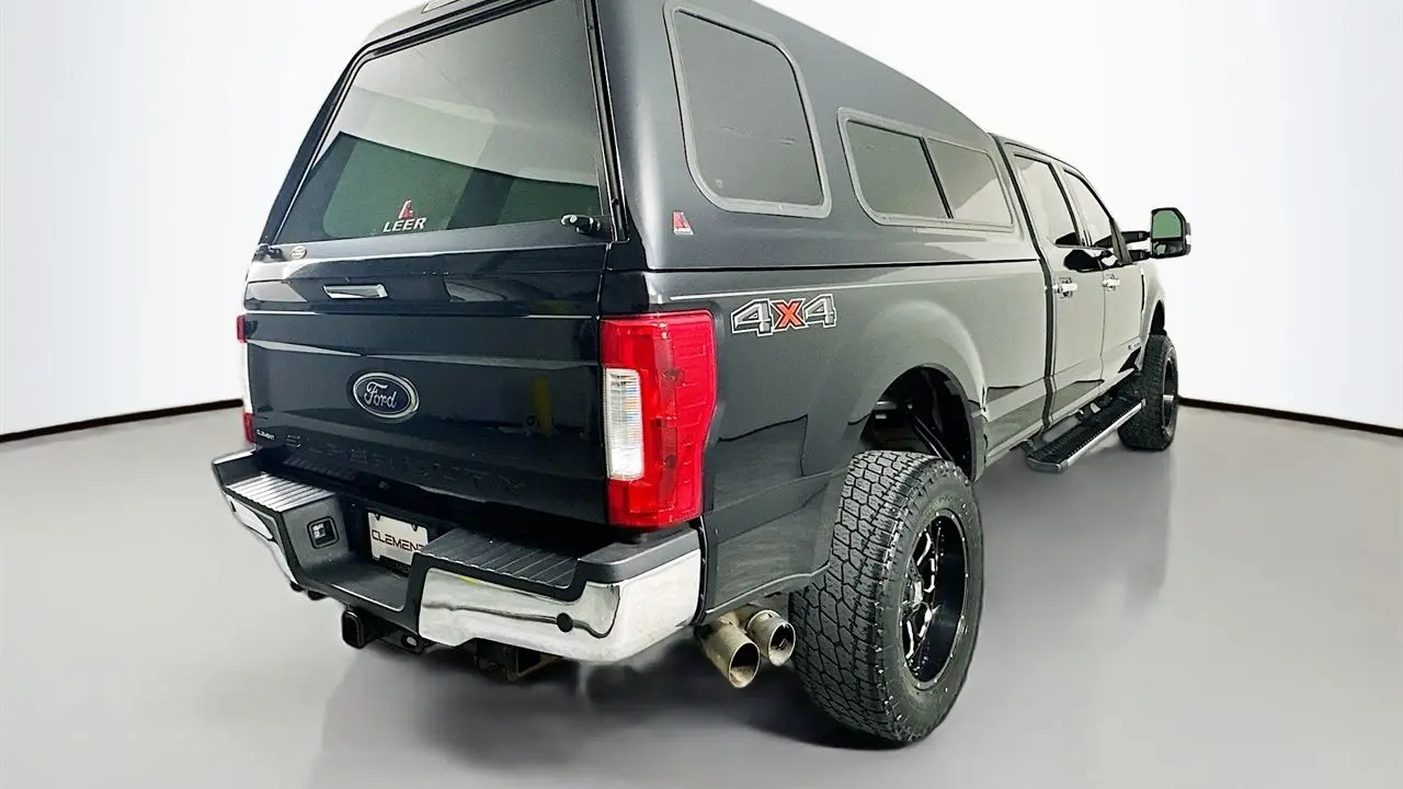 2017 Ford F-250 Super Duty XLT
