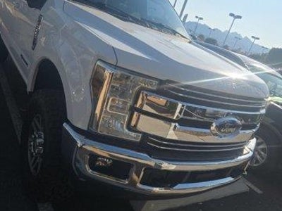 2019 Ford F-250 Super Duty 4X4 Lariat 4DR Crew Cab 6.8 FT. SB Pickup