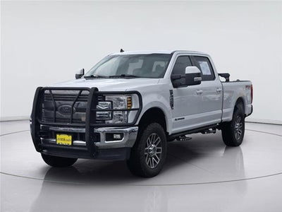 2019 Ford F-250 Super Duty 4X4 Lariat 4DR Crew Cab 6.8 FT. SB Pickup
