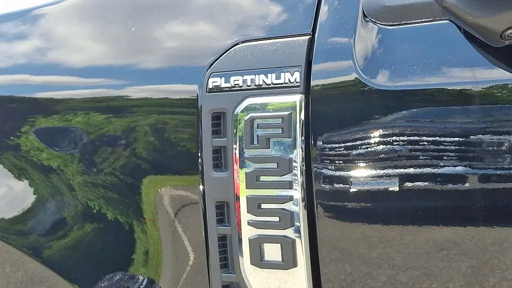 2024 Ford F-250 Super Duty Lariat