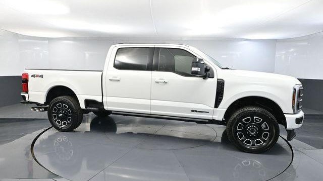 2025 Ford F-250 Super Duty Platinum