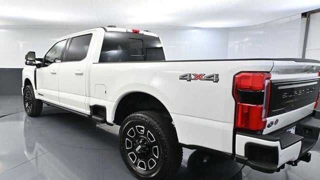 2025 Ford F-250 Super Duty Platinum