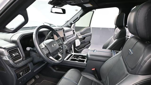 2025 Ford F-250 Super Duty Platinum