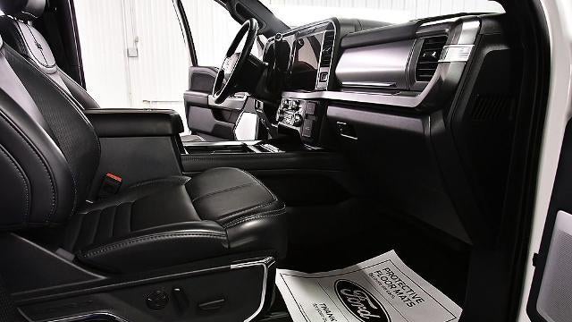2025 Ford F-250 Super Duty XLT