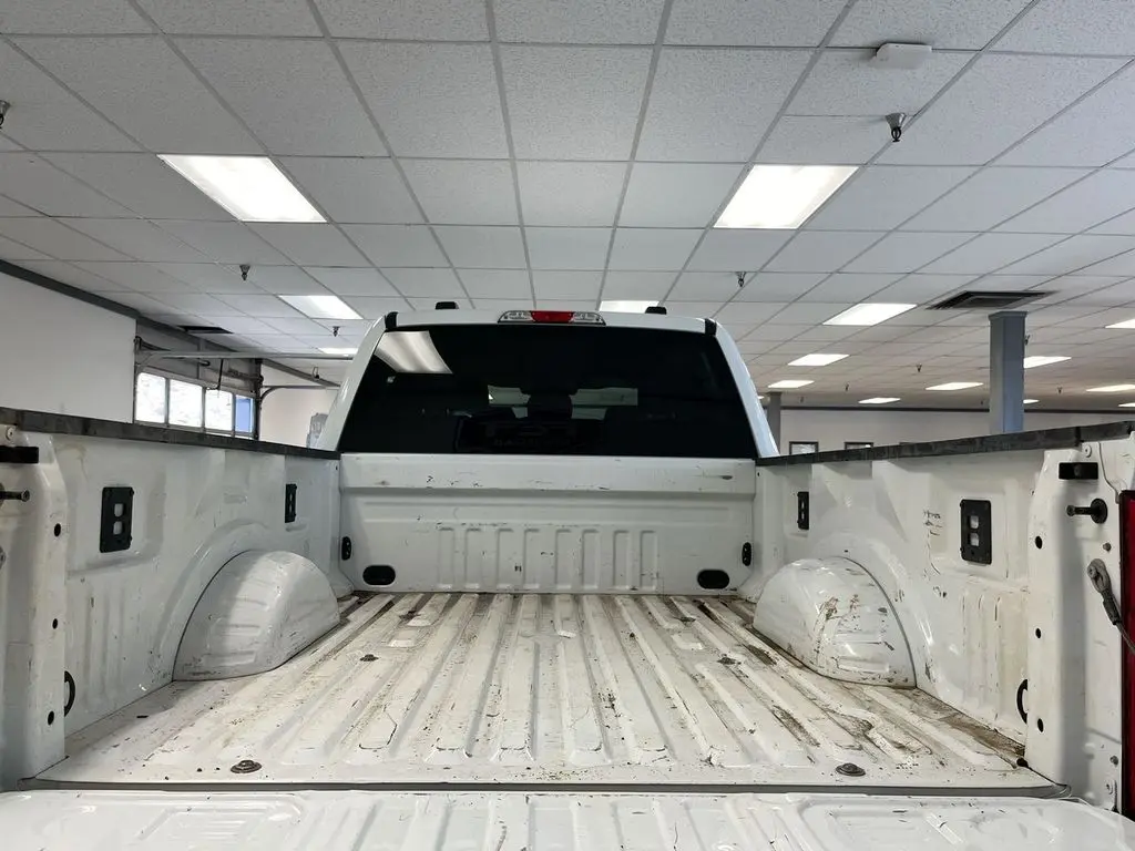 2025 Ford F-250 - $49,600