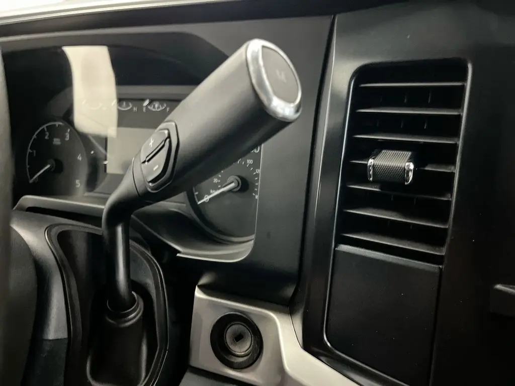 2025 Ford F-250 - $49,600