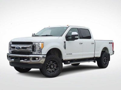 2017 Ford F-250 Super Duty 4X4 King Ranch 4DR Crew Cab 6.8 FT. SB Pickup