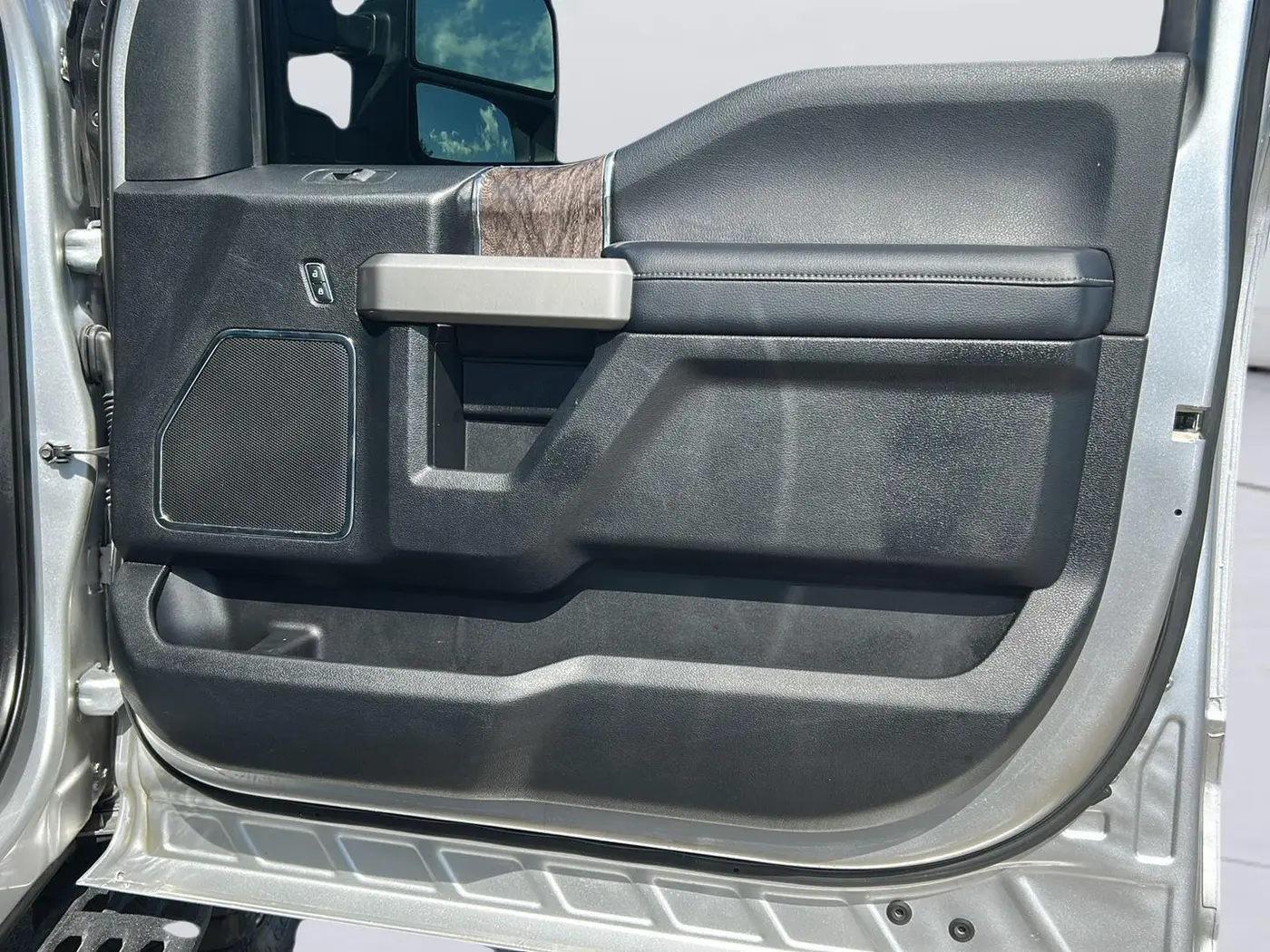 2017 Ford F-250 - $38,125