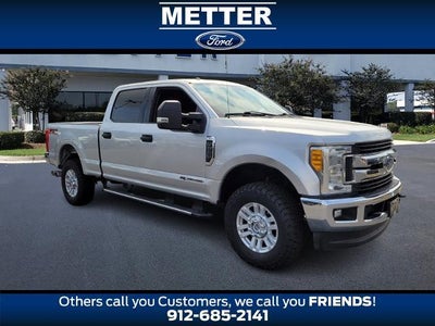 2017 Ford F-250 Super Duty 4X4 XLT 4DR Crew Cab 6.8 FT. SB Pickup