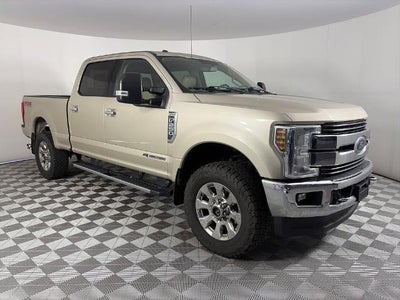 2018 Ford F-250 Super Duty 4X4 Lariat 4DR Crew Cab 6.8 FT. SB Pickup
