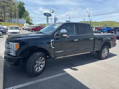 2018 Ford F-250 Super Duty 4X4 King Ranch 4DR Crew Cab 8 FT. LB Pickup