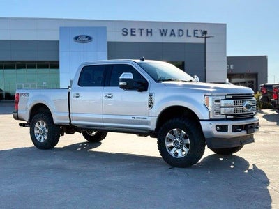 2019 Ford F-250 Super Duty 4X4 Platinum 4DR Crew Cab 8 FT. LB Pickup