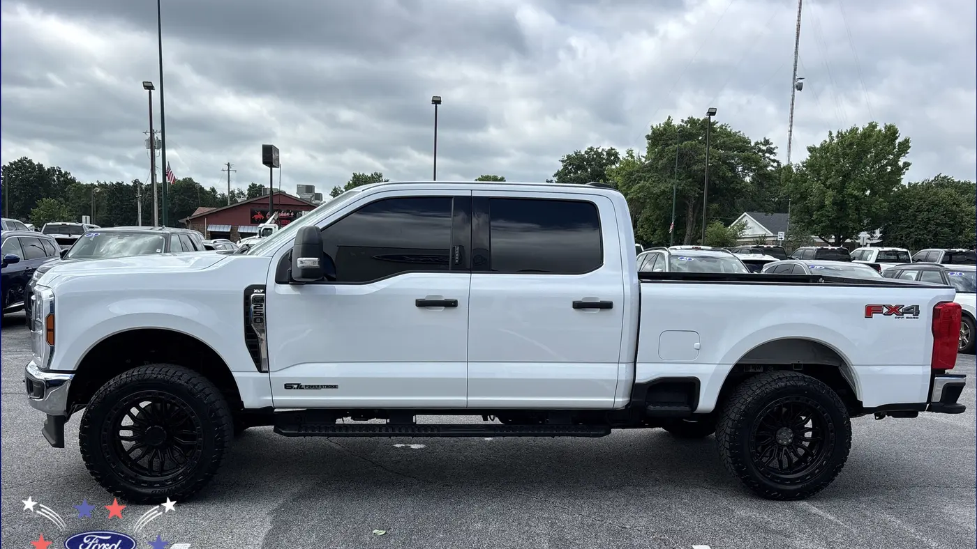 2024 Ford F-250 Super Duty XLT