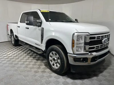 2024 Ford F-250 Super Duty 4X4 Lariat 4DR Crew Cab 8 FT. LB Pickup