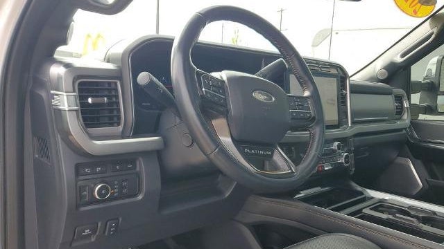 2024 Ford F-250 Super Duty Platinum
