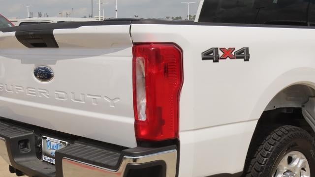 2025 Ford F-250 Super Duty Platinum