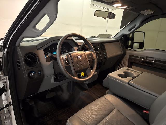 2015 Ford F-250 - $19,901