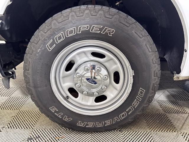 2015 Ford F-250 - $19,901