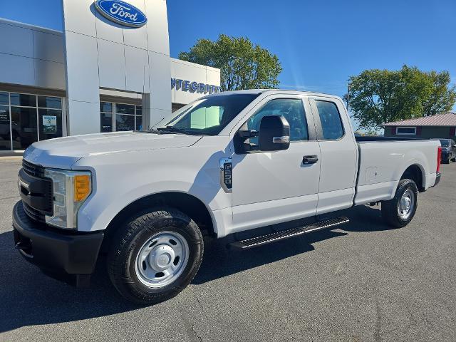 2017 Ford F-250 - $24,995