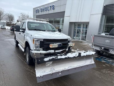 2017 Ford F-250 Super Duty 4X4 XL 4DR Supercab 6.8 FT. SB Pickup