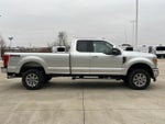2017 F-250 Super Duty Thumbnail 4