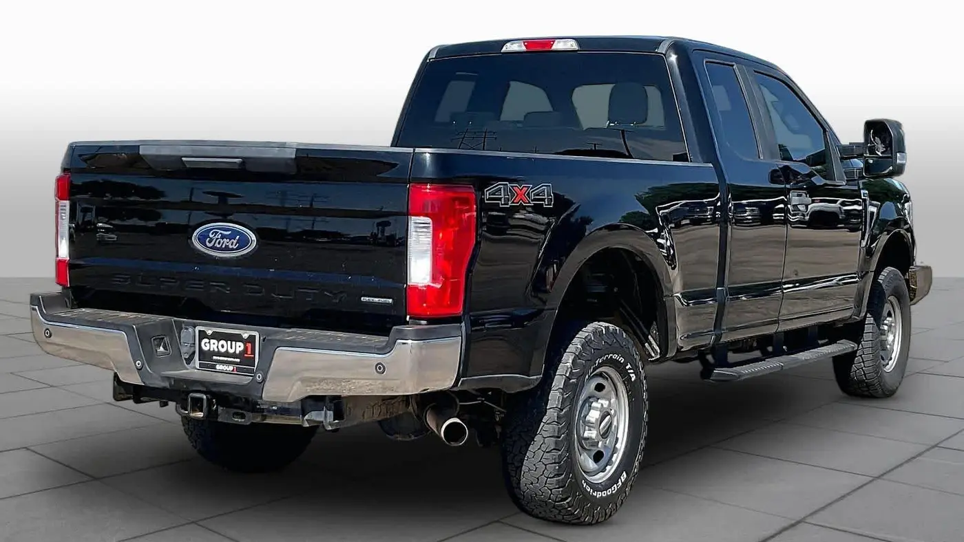 2017 Ford F-250 Super Duty Lariat