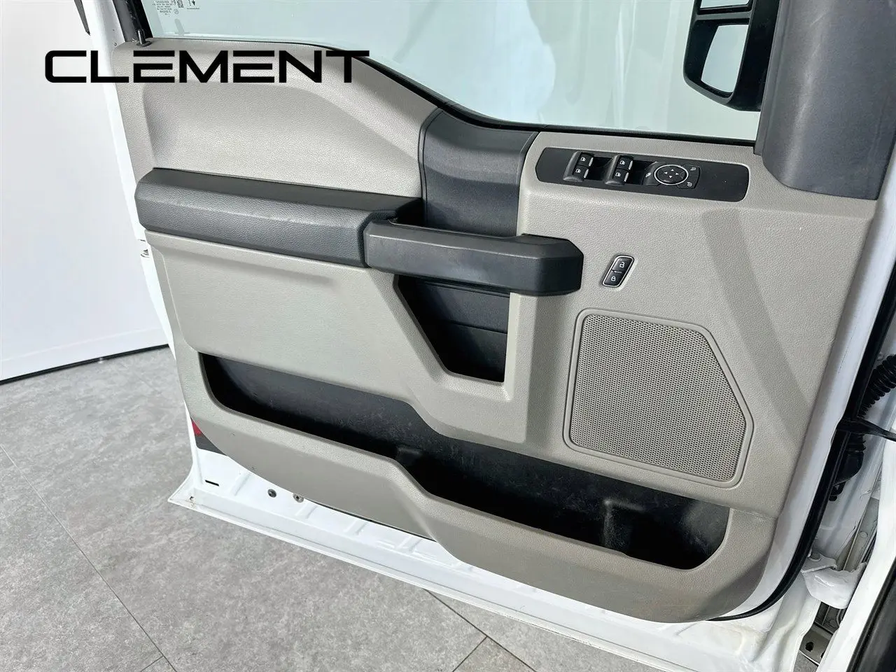 2022 Ford F-250 - $31,629