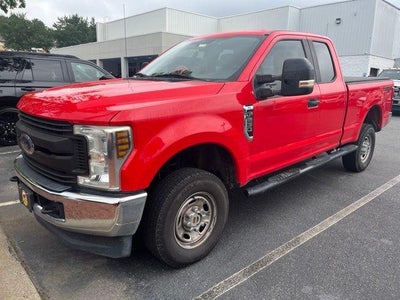 2019 Ford F-250 Super Duty 4X4 Lariat 4DR Supercab 6.8 FT. SB Pickup