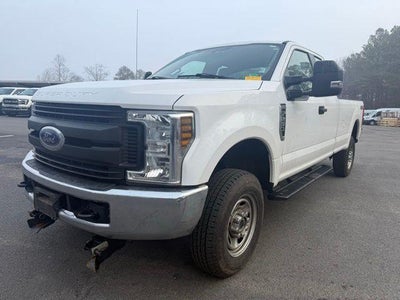 2019 Ford F-250 Super Duty 4X4 XL 4DR Supercab 6.8 FT. SB Pickup