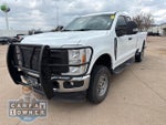 2023 F-250 Super Duty Thumbnail 3