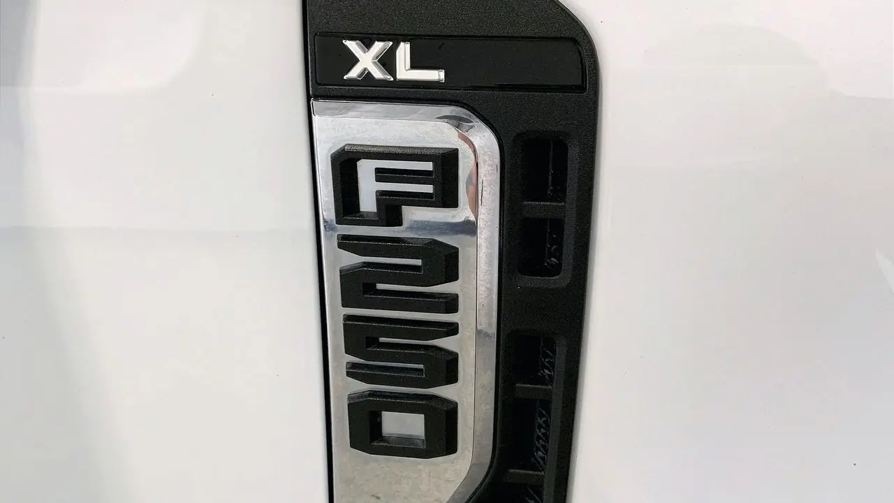 2024 Ford F-250 Super Duty XLT