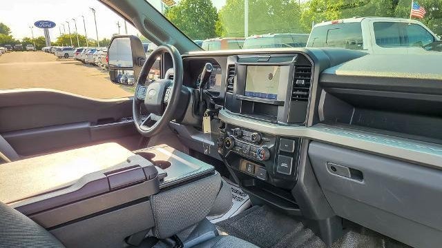 2025 Ford F-250 Super Duty XL