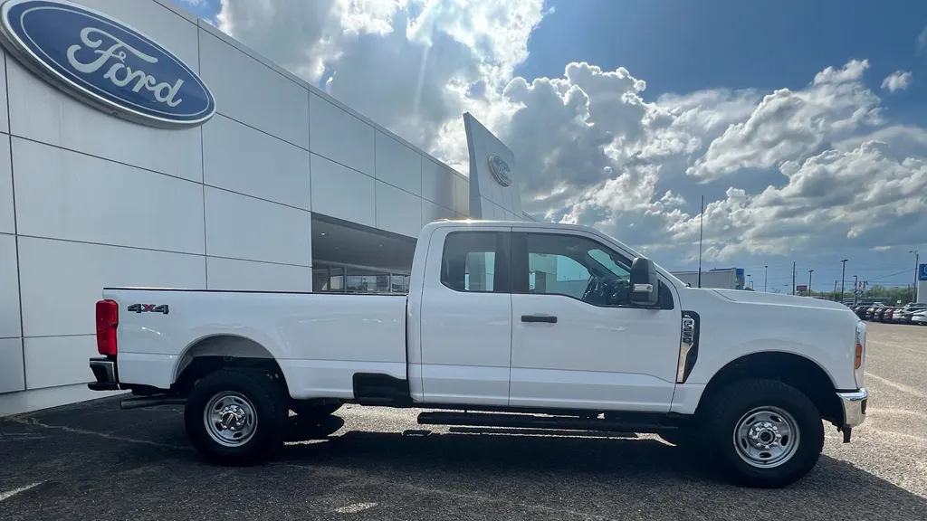 2024 Ford F-250 Super Duty XLT