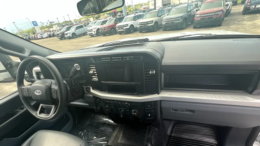 2024 Ford F-250 Super Duty XLT