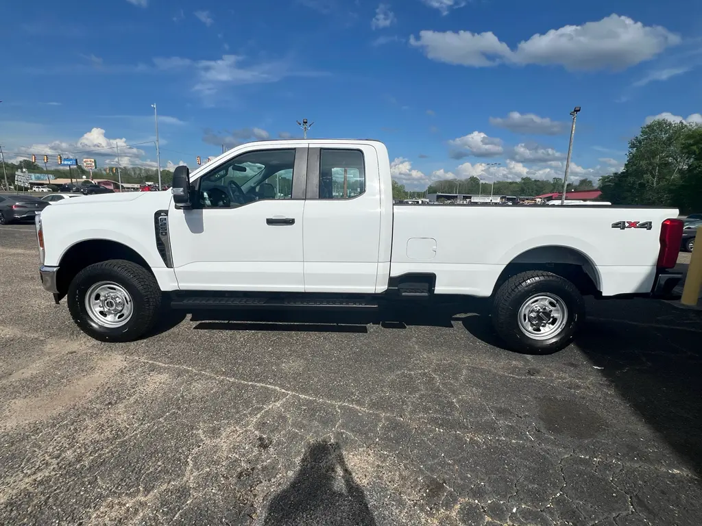 2024 Ford F-250 - $38,585