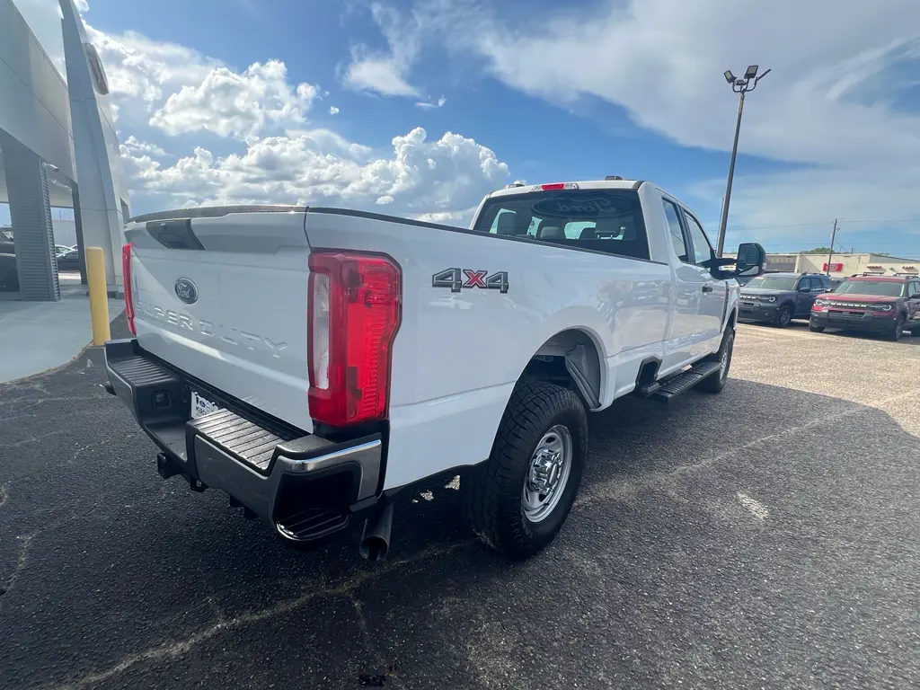 2024 Ford F-250 - $38,585