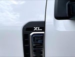 2023 F-250 Super Duty Thumbnail 8