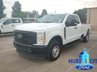 2023 Ford F-250 Super Duty 4X4 XL 4DR Supercab 6.8 FT. SB Pickup