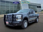 2024 F-250 Super Duty Thumbnail 3
