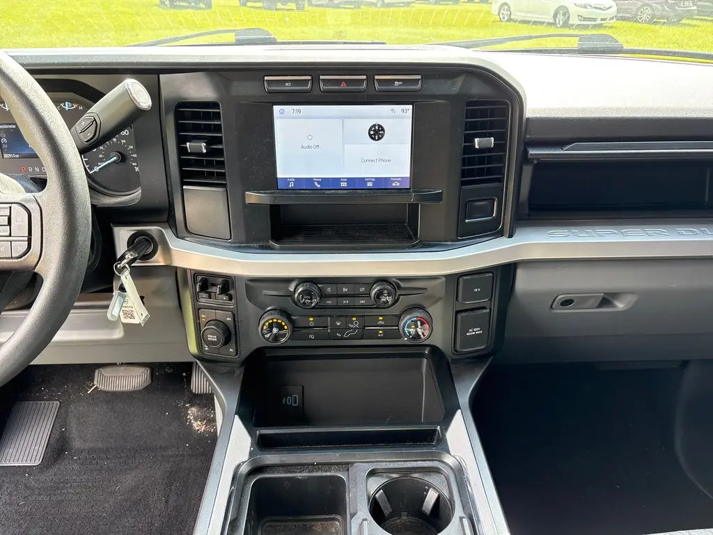 2023 Ford F-250 - $47,001