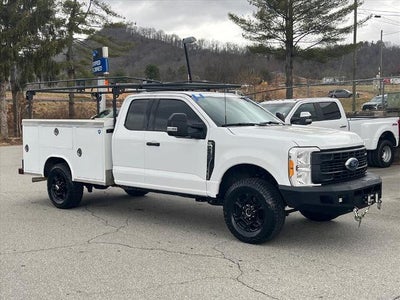 2023 Ford F-250 Super Duty 4X4 XLT 4DR Supercab 6.8 FT. SB Pickup