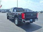 2024 F-250 Super Duty Thumbnail 3
