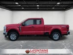 2023 F-250 Super Duty Thumbnail 3