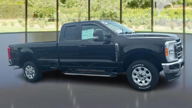 2023 Ford F-250 Super Duty Lariat