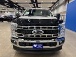 2023 F-250 Super Duty Thumbnail 3