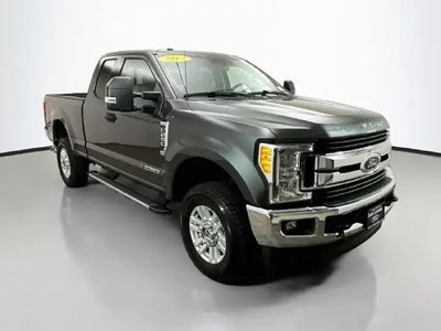 2017 Ford F-250 Super Duty 4X4 XLT 4DR Supercab 6.8 FT. SB Pickup